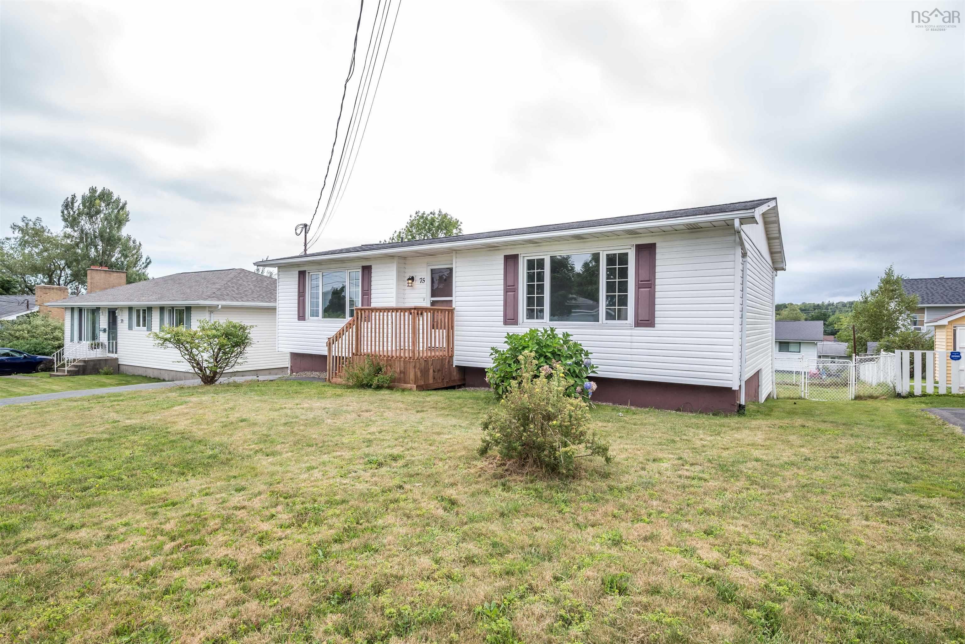 Main Photo: 75 Dalkeith Drive in Cole Harbour: 15-Forest Hills Residential for sale (Halifax-Dartmouth)  : MLS®# 202221673