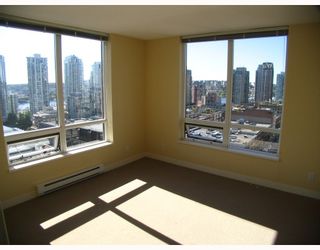 Photo 5: 1503 1055 HOMER Street in Vancouver: Downtown VW Condo for sale in "DOMUS" (Vancouver West)  : MLS®# V786671