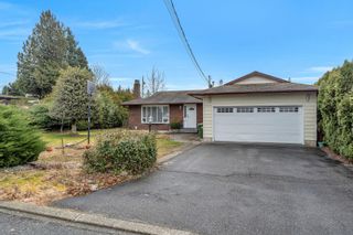 Photo 2: 33490 KIRK Avenue in Abbotsford: Poplar House for sale : MLS®# R2853512
