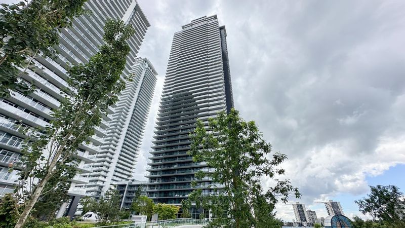 FEATURED LISTING: 2111 - 3809 EVERGREEN Place Burnaby