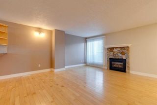 Photo 6: 222 35 Glamis Green SW in Calgary: Glamorgan Row/Townhouse for sale : MLS®# A2103708