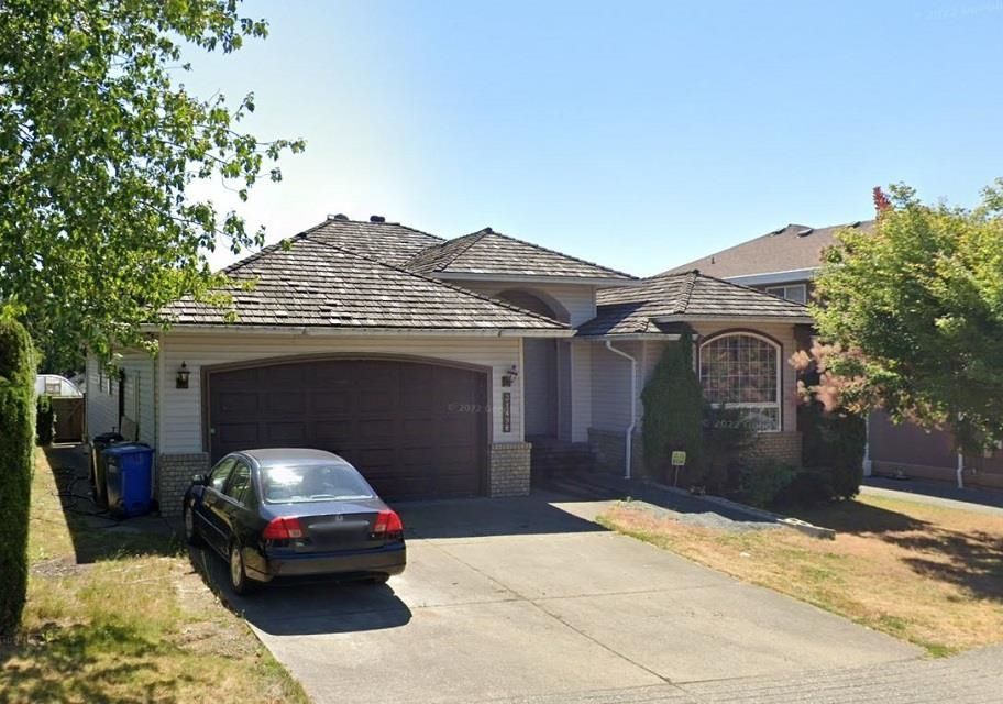 Main Photo: 31498 UPPER MACLURE Road in Abbotsford: Abbotsford West House for sale in "TOWNLINE AREA" : MLS®# R2899644