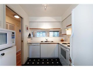 Photo 4: 2259 ASH Street in Vancouver: Fairview VW Condo for sale in "THE COURTYARDS" (Vancouver West)  : MLS®# V966973