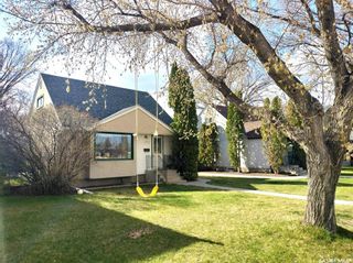 Photo 1: 1525 Edward Avenue in Saskatoon: North Park Residential for sale : MLS®# SK963378