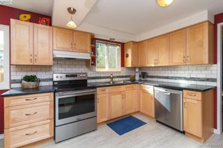 Photo 8: 3126 Carran Rd in VICTORIA: Co Wishart North House for sale (Colwood)  : MLS®# 806592