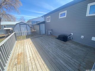 Photo 28: 203 3rd Avenue East in Lampman: Residential for sale : MLS®# SK915373