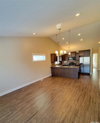 Photo 8: 10 3214 11th Street West in Saskatoon: Montgomery Place Residential for sale : MLS®# SK923219