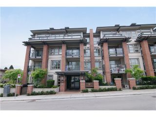 Photo 1: 211 738 E 29TH Avenue in Vancouver: Fraser VE Condo for sale (Vancouver East)  : MLS®# V1043108