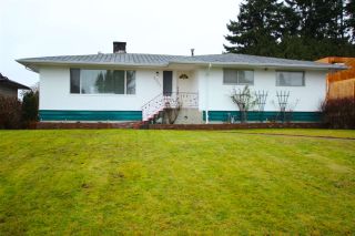 Photo 1: 2051 YEOVIL Avenue in Burnaby: Montecito House for sale (Burnaby North)  : MLS®# R2028496