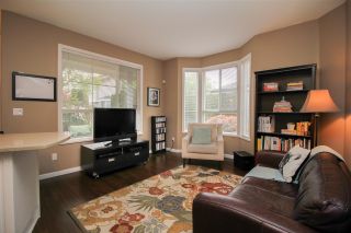 Photo 7: 32 6950 120 Street in Surrey: West Newton Townhouse for sale in "Cougar Creek" : MLS®# R2262486