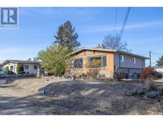 Photo 6: 290 Pemberton Road in Kelowna: House for sale : MLS®# 10310689