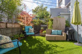 Photo 2: 3207 MANITOBA Street in Vancouver: Cambie Townhouse for sale in "Manitoba & 16th" (Vancouver West)  : MLS®# R2492661