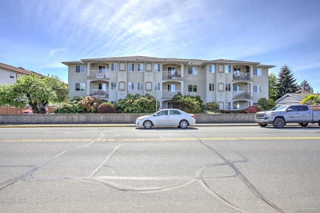 Main Photo: 301 740 Trunk Rd in Duncan: Du East Duncan Condo for sale : MLS®# 932029
