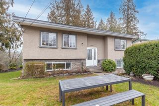 Photo 2: 31809 SILVERDALE Avenue in Mission: Mission BC House for sale : MLS®# R2748426