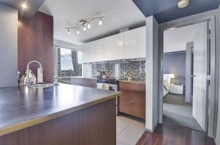 Photo 11: 2304 1020 HARWOOD Street in Vancouver: West End VW Condo for sale (Vancouver West)  : MLS®# R2691764