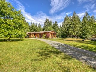 Photo 2: 4832 Waters Rd in DUNCAN: Du Cowichan Station/Glenora House for sale (Duncan)  : MLS®# 840791
