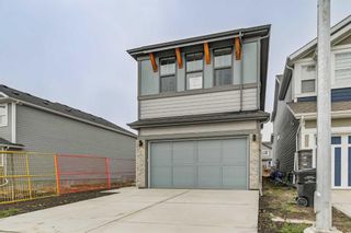 Photo 2: 18 Magnolia Court SE in Calgary: Mahogany Detached for sale : MLS®# A2090437
