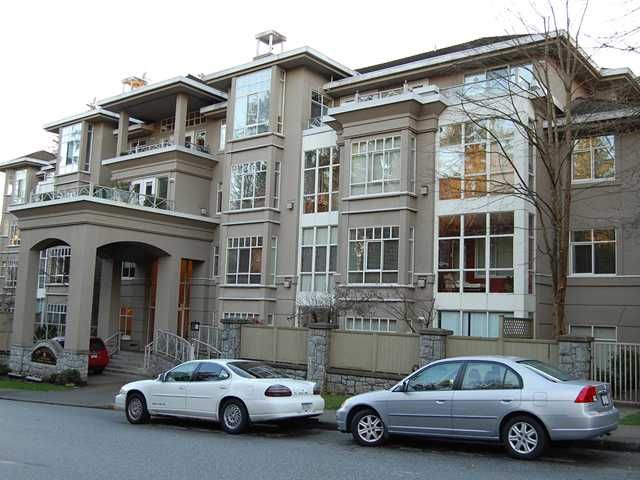 Main Photo: 117 630 ROCHE POINT Drive in North Vancouver: Roche Point Condo for sale in "THE LEGEND" : MLS®# V933253