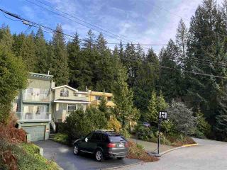 Photo 1: 1336 BORTHWICK Road in North Vancouver: Lynn Valley House for sale : MLS®# R2493344