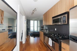 Photo 3: 1203 1010 RICHARDS STREET in Vancouver: Yaletown Condo for sale (Vancouver West)  : MLS®# R2201185