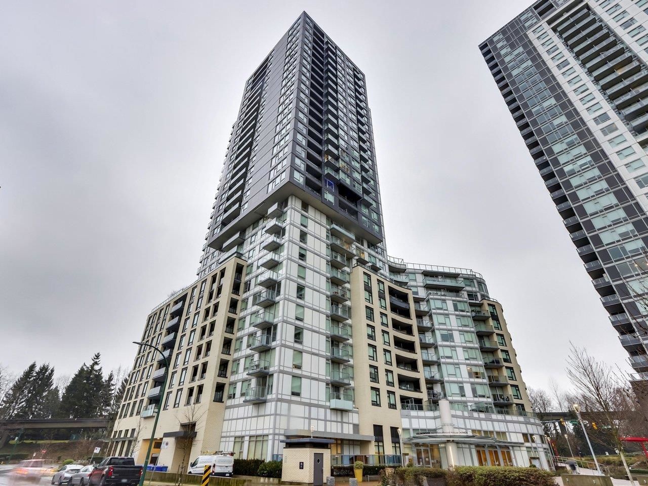Main Photo: 1212 5470 ORMIDALE Street in Vancouver: Collingwood VE Condo for sale in "Wall Center Central Park Tower 3" (Vancouver East)  : MLS®# R2642461