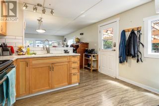 Photo 10: 475 Upland Ave in Courtenay: CV Courtenay East Manufactured Home for sale (Comox Valley)  : MLS®# 941636