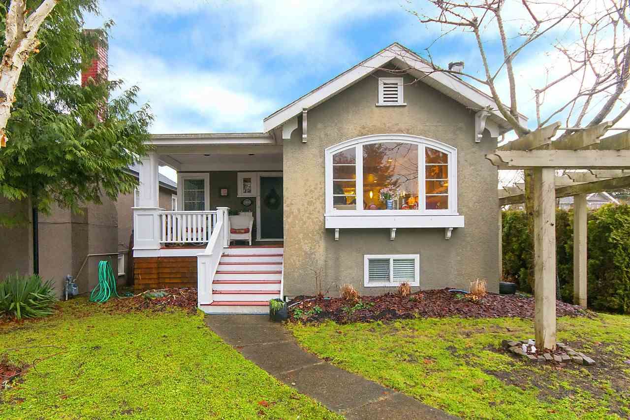 Main Photo: 3205 W 33RD Avenue in Vancouver: MacKenzie Heights House for sale (Vancouver West)  : MLS®# R2132803