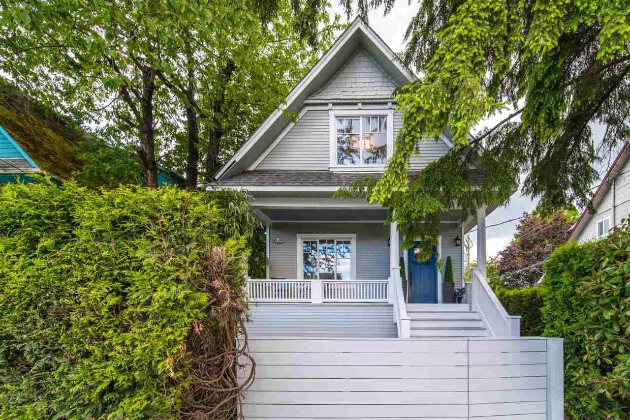 Main Photo: 2733 FRASER STREET in Vancouver: Mount Pleasant VE House for sale (Vancouver East)  : MLS®# R2413407