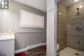 Photo 35: 7 NORMWOOD CRES in Kawartha Lakes: House for sale : MLS®# X8201454