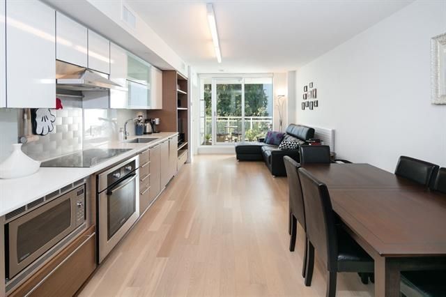Main Photo: 211 1635 W 3RD Avenue in Vancouver: False Creek Condo for sale in "THE LUMEN" (Vancouver West)  : MLS®# R2230902