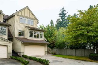 Photo 2: 1 10238 155A Street in Surrey: Guildford Townhouse for sale in "Chestnut Lane" (North Surrey)  : MLS®# R2499235