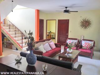 Photo 13: Beautiful hillside home for sale in Panama