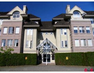 Photo 1: 308 12155 75A Avenue in Surrey: West Newton Condo for sale in "Strawberry Hills Estates" : MLS®# F2814675
