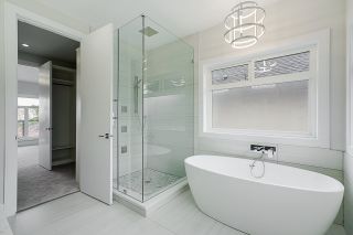 Photo 16: 3759 PORTLAND Street in Burnaby: Suncrest House for sale (Burnaby South)  : MLS®# R2362027