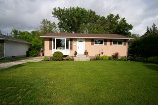 Photo 1: 8 Roe St in Portage la Prairie: House for sale : MLS®# 202214503
