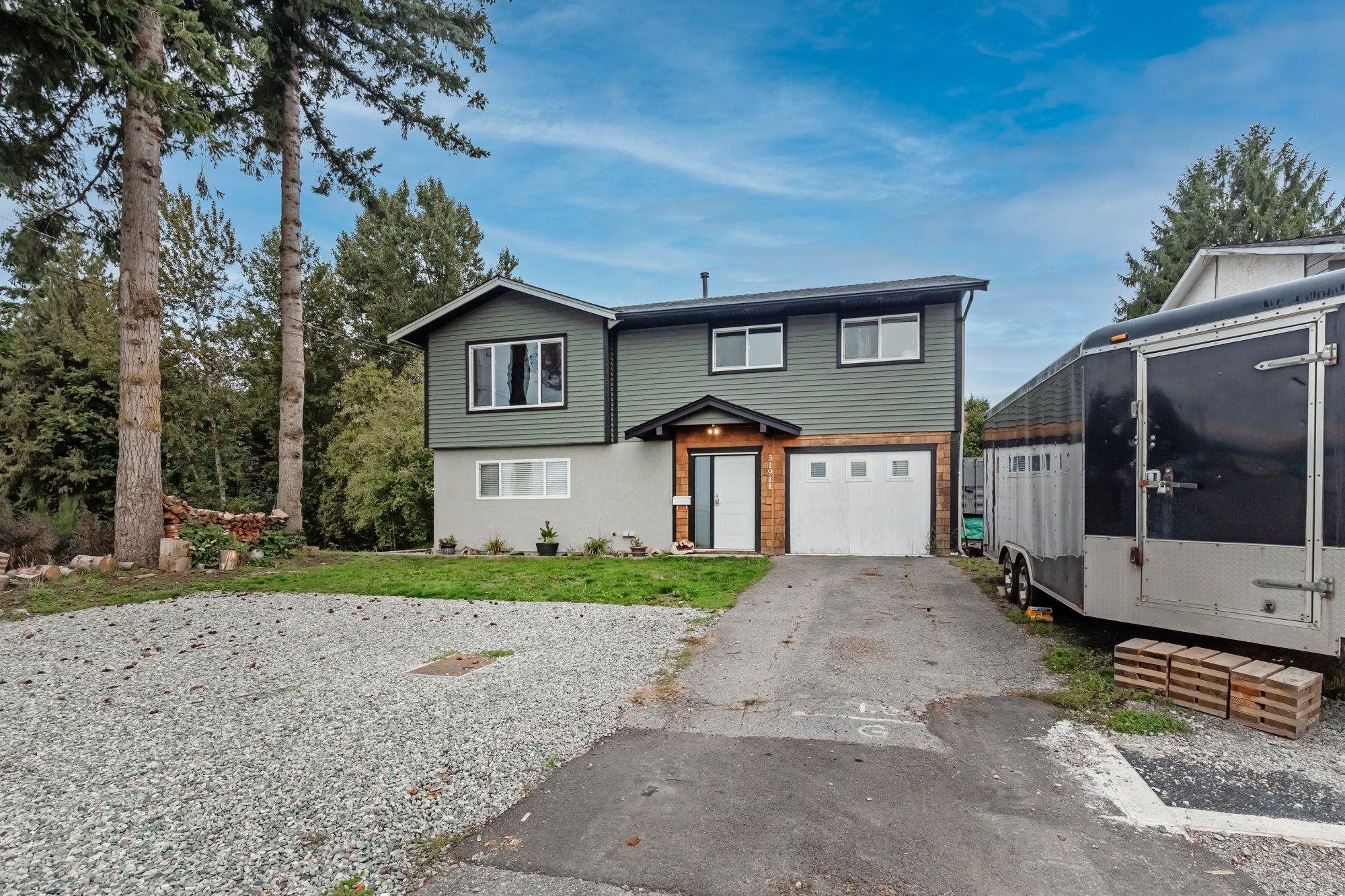 Main Photo: 31911 RAVEN Avenue in Mission: Mission BC House for sale : MLS®# R2624286