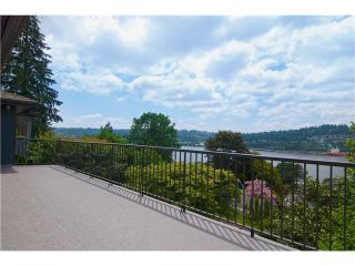 Photo 4: 34 AXFORD Bay in Port Moody: Barber Street House for sale : MLS®# V1069252