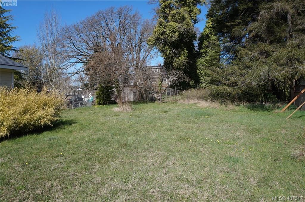 Main Photo: 1464 Bromley Pl in VICTORIA: SE Cedar Hill Land for sale (Saanich East)  : MLS®# 809481