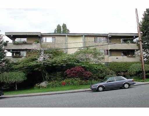 Main Photo: 305 341 MAHON Avenue in North_Vancouver: Lower Lonsdale Condo for sale in "WENDREL COURT" (North Vancouver)  : MLS®# V689661