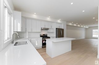 Photo 13: 1 11569 University Avenue in Edmonton: Zone 15 House Half Duplex for sale : MLS®# E4330967