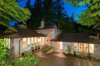 Photo 1: 6780 MARINE Drive in West Vancouver: Whytecliff House for sale : MLS®# R2867594