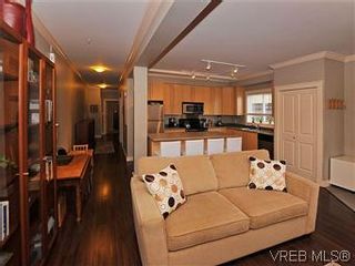 Photo 5: 5 2310 Wark St in VICTORIA: Vi Central Park Row/Townhouse for sale (Victoria)  : MLS®# 567630