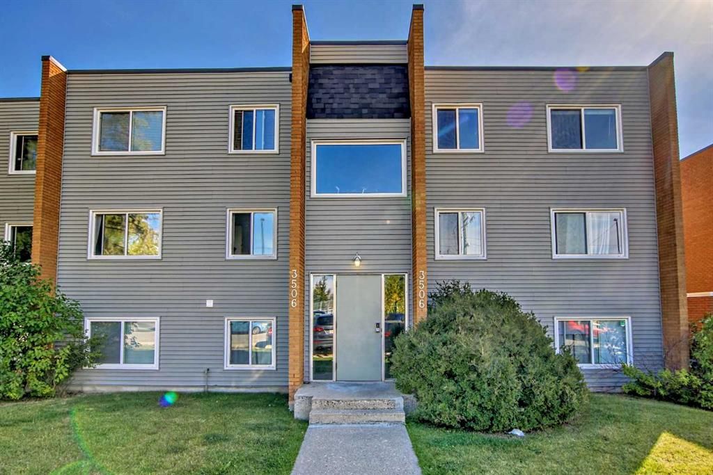 Main Photo: 302 3506 44 Street SW in Calgary: Glenbrook Apartment for sale : MLS®# A2079706
