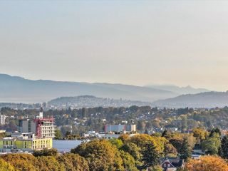 Photo 8: 1207 2770 SOPHIA Street in Vancouver: Mount Pleasant VE Condo for sale in "Stella" (Vancouver East)  : MLS®# R2731783