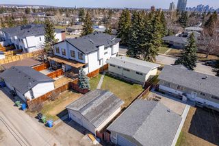 Photo 2: 1423 44 Street SW in Calgary: Rosscarrock Detached for sale : MLS®# A2122960