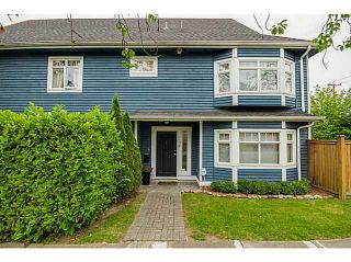 Photo 1: 2608 ST CATHERINES ST in Vancouver: Mount Pleasant VE Condo for sale (Vancouver East)  : MLS®# V1076517