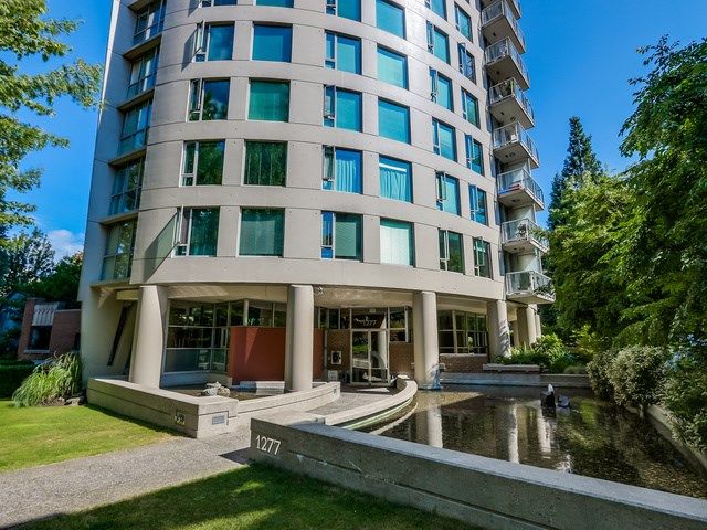 Main Photo: 404 1277 Nelson Street in Vancouver: Condo for sale : MLS®# R2341604