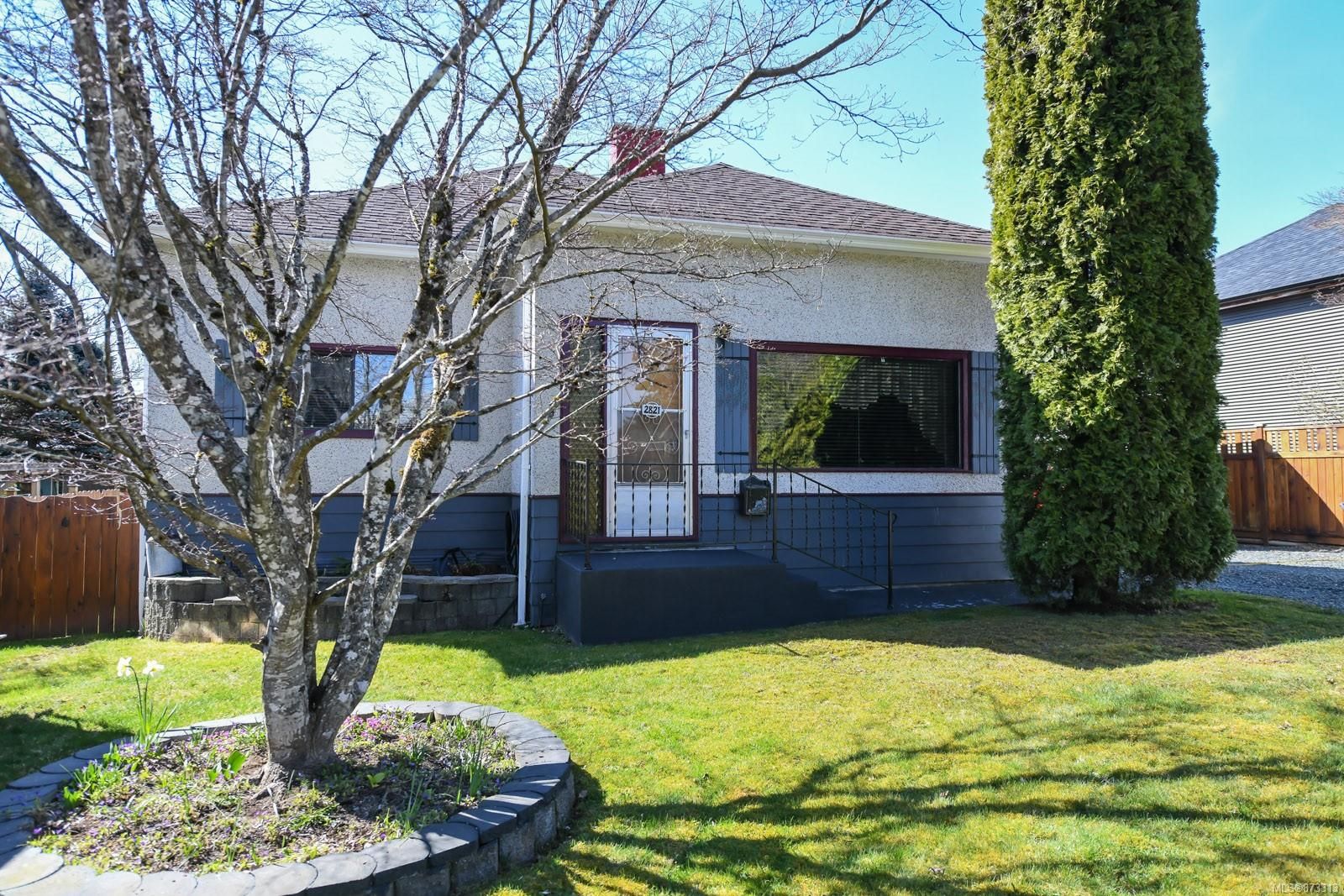 Main Photo: 2821 Penrith Ave in Cumberland: CV Cumberland House for sale (Comox Valley)  : MLS®# 873313