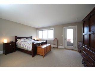Photo 8: 1043 JAY Crescent in Squamish: Garibaldi Highlands House for sale : MLS®# V1054227