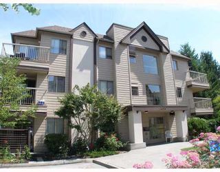 Photo 2: B105 40120 WILLOW Crescent in Squamish: Garibaldi Estates Condo for sale in "DIAMOND HEAD APARTMENTS" : MLS®# V777396